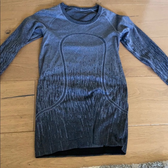 Lululemon shirt - Picture 2 of 3